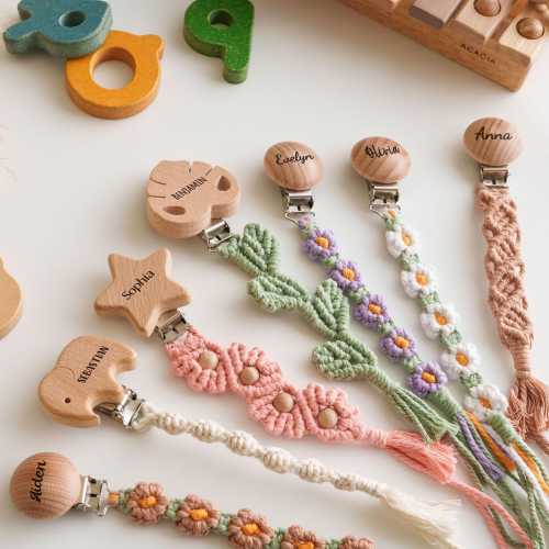 Custom Newborn Gift, Pacifier Clip with Name, Macrame Pacifier Clip, Baby Shower Gift, Engraved Baby Soother Holder, New Baby Gift