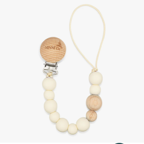 Ninni Co. Marshmallow Cream Pacifier Clip