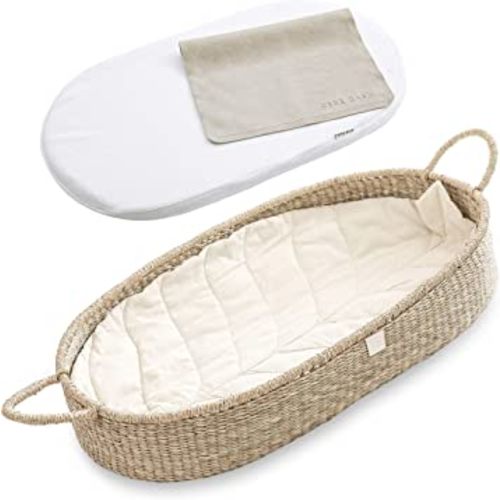 Premium Baby Changing Basket - Handmade Natural Seagrass Moses Basket - Luxury Leaf Liner - Thick & Waterproof Bamboo Pad - Vegan Leather Baby Changing Mat - Baby Changing Pad