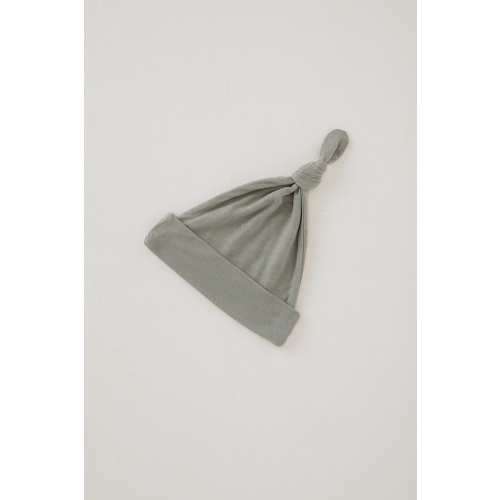 Mist Knotted Hat