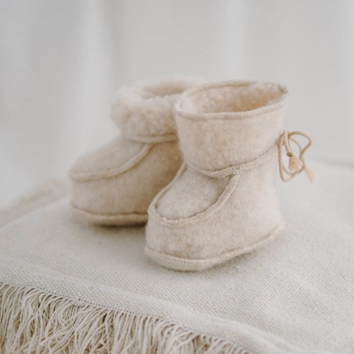 Merino wool baby booties, Beige color booties, Perfect gift for baby, Suitable for girls and boys, Great for the winter season