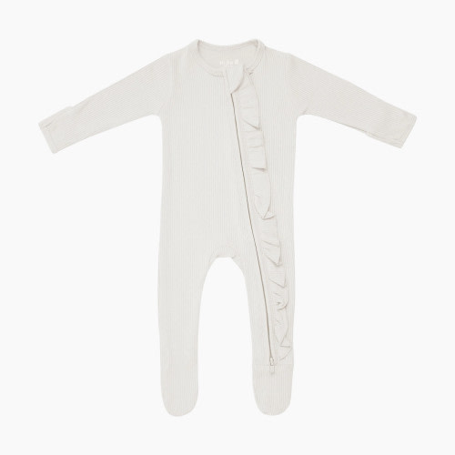 Kyte Baby Ribbed Ruffle Zipper Footie - Oat, Newborn