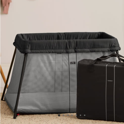 BabyBjörn Travel Crib Light
