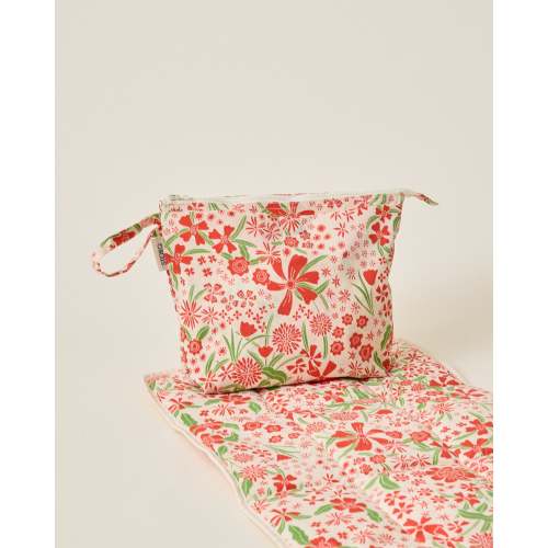 Quick Change Kit Bag Diaper Clutch Baby Bag With Changing Mat | Superbloom - Storq by Kindred Bravely
