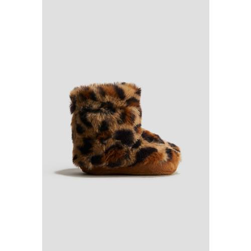 SOFT-SOLE FLUFFY SLIPPERS