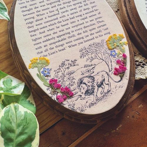 Narnia Book Page Pressed Flower Art: Botanical Oval Wall Hanging