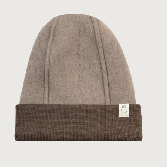 Baby merino wool fleece hat in Nordic soil