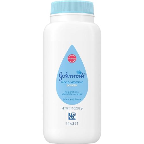 Johnson's Baby Naturally Derived Cornstarch Baby Powder with Aloe and Vitamin E for Delicate Skin, Hypoallergenic and Free of Parabens, Phthalates, and Dyes for Gentle Baby Skin Care, 1.5 oz