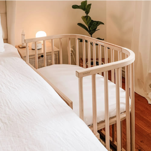 Bassinet, mattress, and sheets