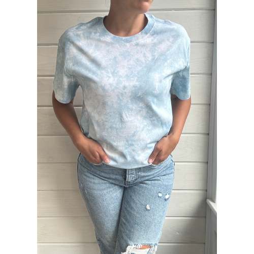 Tie-Dye Nursing-Friendly Cotton Tee
