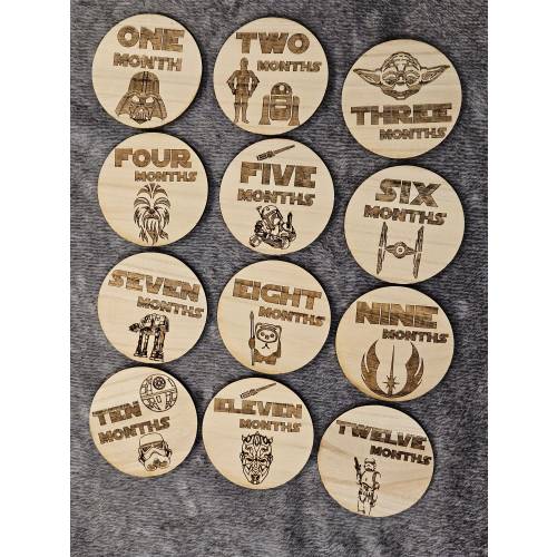 Star Wars Baby Milestone Markers, Photo Prop For Baby, Monthly Milestone Markers, Nursery, Laser Engraved Custom Markers, baby shower, Yoda