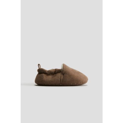 SOFT SLIPPERS