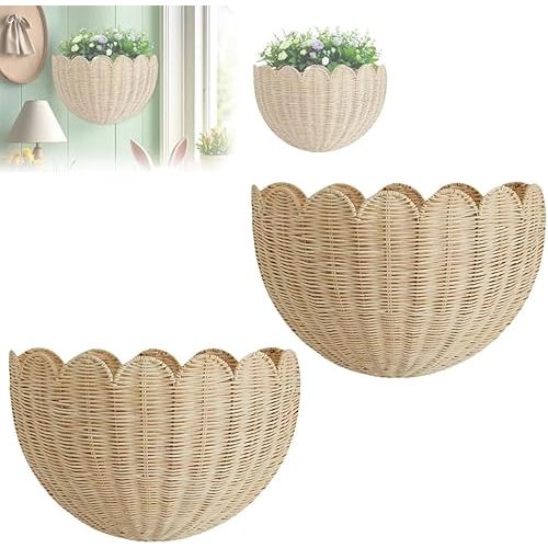 Decorative Wicker Wall Baskets, Hand Woven Scalloped Design, Natural Rattan, Set of 2(2PC)
