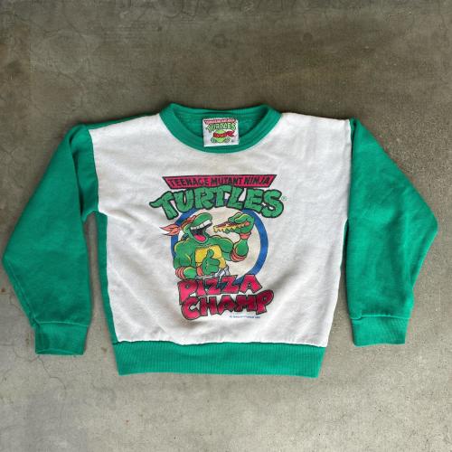 adorable vintage 1990 teenage mutant ninja turtles...