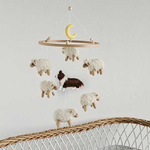 Custom Felt Dog Baby Mobile For Nursery Decor, Baby Shower's Gift, Gift for Dog Lovers, First time mom gift, Gifts for pregnant sister