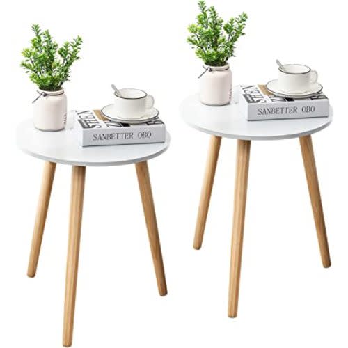 Amazon.com: Apicizon Round Side Table Set of 2, White Nightstand Coffee End Table for Living Room, Bedroom, Small Spaces, Easy Assembly Modern Home Decor Bedside Table with Natural Wood Legs, 16.5 x 20.5 Inches : Home & Kitchen