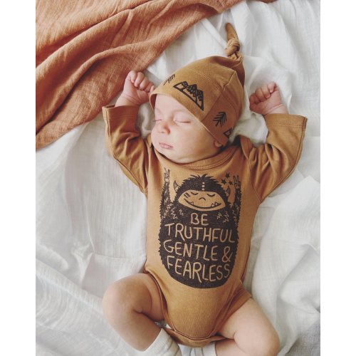Euphoric Yeti Organic Bodysuit and Hat - Hippie Baby Gift Set — Hippie Baby Co