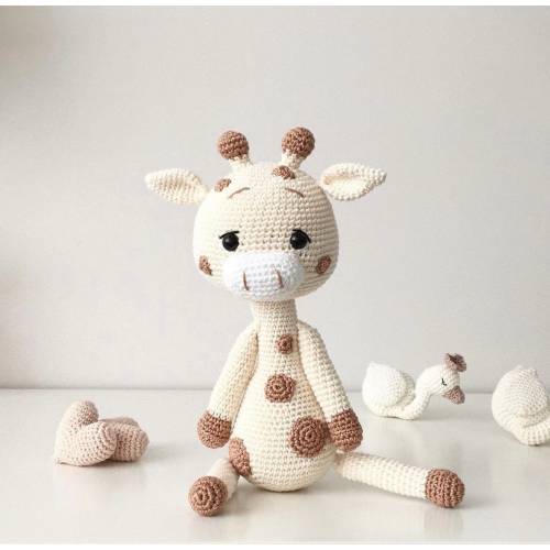 Crochet Giraffe Amigurumi: Organic Cotton Baby Toy