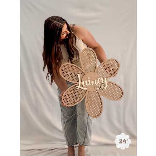 Personalized Wood Rattan Daisy Name Sign, Custom Wood Name sign,Boho Nursery Wall Art,Floral Girl Room Name Plaque,Baby Shower gift for girl