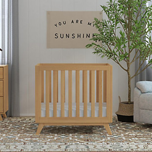 DaVinci Otto 3-in-1 Convertible Mini Crib with 4" Mattress