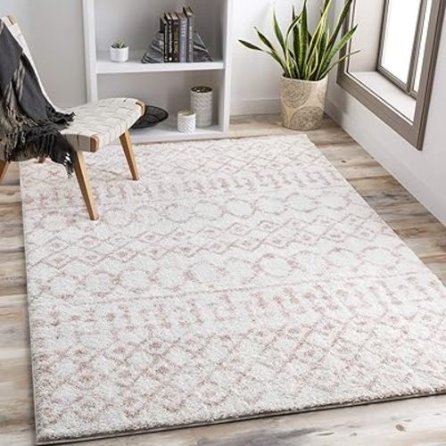 Livabliss Anita Bohemian Shag Area Rug,5'3" x 7'3", Cream/Pale Pink