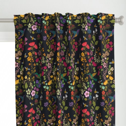 Curtain in Hummingbirds and Bees Onyx