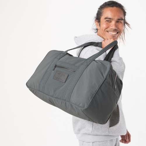 Keep It Light Weekender | Monochrome