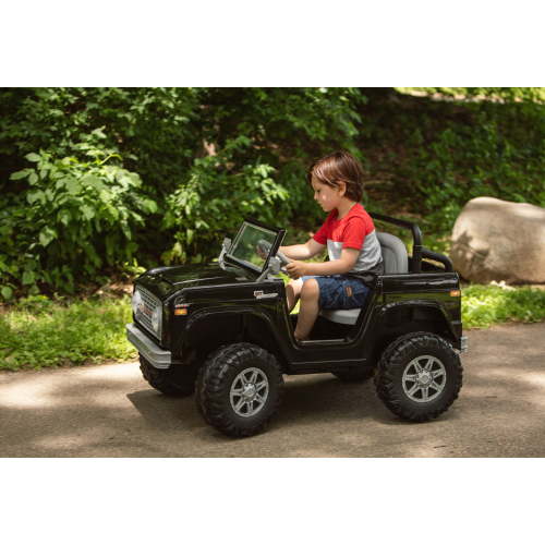 Kid Trax Classic Ford Bronco Ride-On Toy, 6-Volt, Black