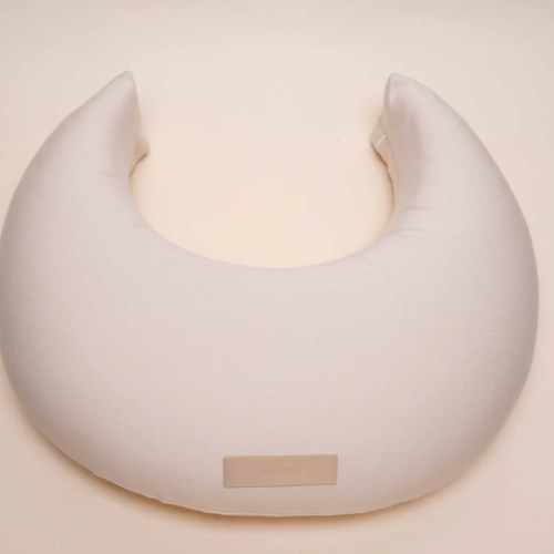 Butterr Nursing Pillow in Natural