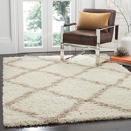 SAFAVIEH Dallas Shag Collection Area Rug - 5'1" x 7'6", Ivory & Beige, Trellis Design, Non-Shedding & Easy Care, 1.5-inch Thick Ideal for High Traffic Areas in Living Room, Bedroom (SGD257B)
