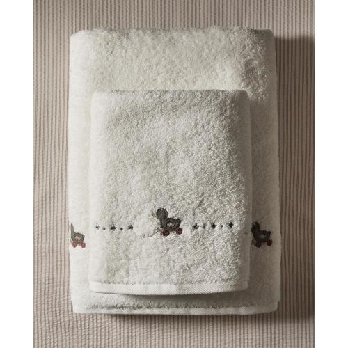 CHILDREN’S BATH TOWEL WITH DUCKLING APPLIQUÉS | Zara Home United States of America