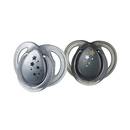 Tommee Tippee Night Time Glow in The Dark Pacifiers, Symmetrical Design, BPA-Free Silicone Binkies, 0-6m, 2-Count, Midnight Skies