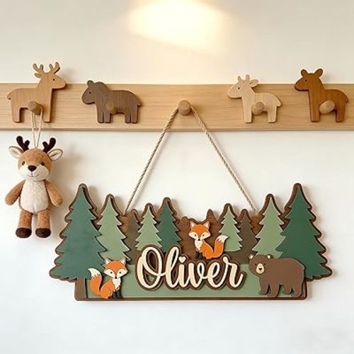Personalized Kids Name Sign Wooden Forest Animal Wall Decor, Custom Baby Name Door Sign with Fox Bear Trees, Nursery Door Hanger, Woodland Nursery Decor for Baby Boy Girl Room