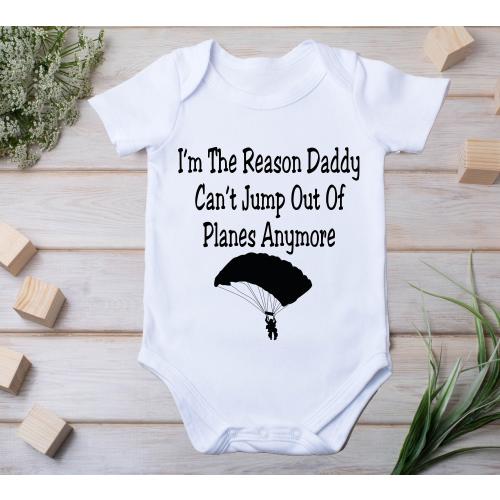 Dad skydiver baby bodysuit - I'm the reason daddy can't jump out of airplanes anymore outfit -parachute baby shower gift