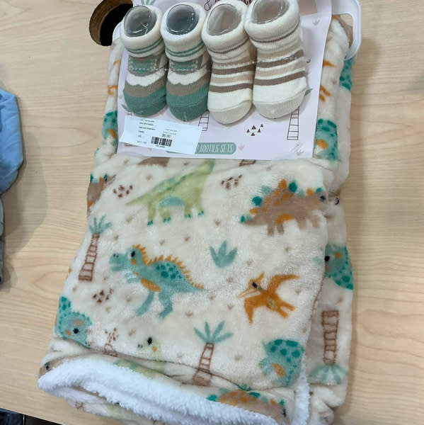 Plush Baby Blanket Dinosaurs - Cloud Island™