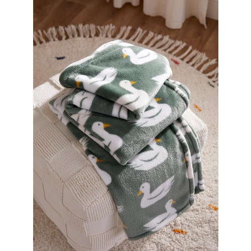 Small ducks polar fleece throw 110 x 140 cm | Simons Maison | Kids Decor Accessories | Simons