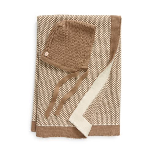 Elegant Dove Organic Cotton Hat & Blanket Set