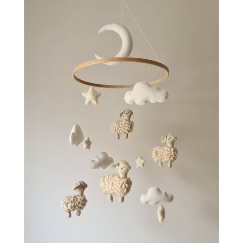 Little sheep mobile, baby mobile with sheep, sheep crib mobile, cot mobile with sheep, gender neutral baby mobile, baby shower gift