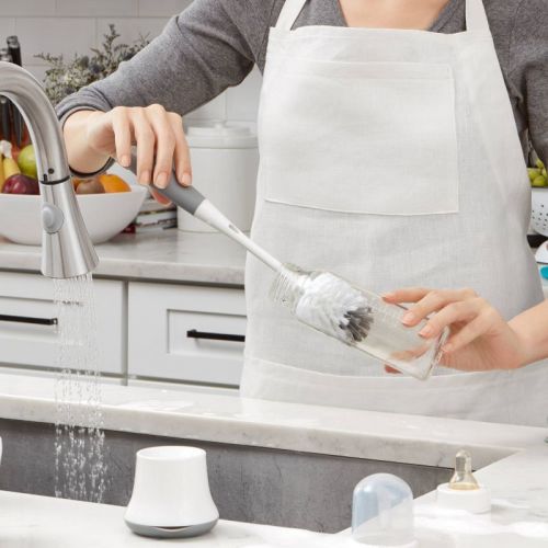 OXO TOT Bottle Brush with Bristled Cleaner & Stand - Gray: Cleaning Tools and Accessories