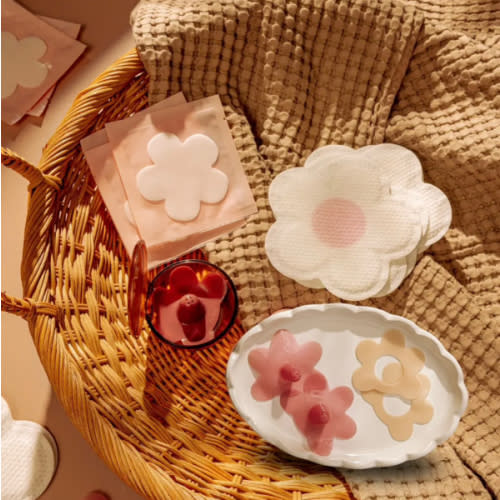 Breastfeeding Sample Pack by Le Lolo | Postpartum & Nursing Trial Kit