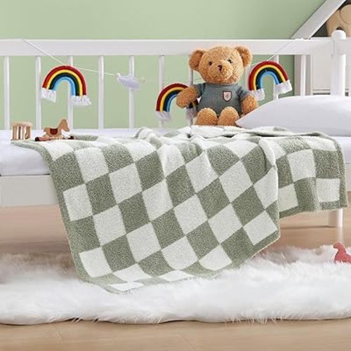 WRENSONGE Checkered Throw Blanket, Sage Green Microfiber Soft Cozy Fluffy Warm Hand Made Throw Blankets for Couch, Sofa, Chair, Bed, Camping, Picnic, Travel Lightweight Bed Blanket - 30"*40"