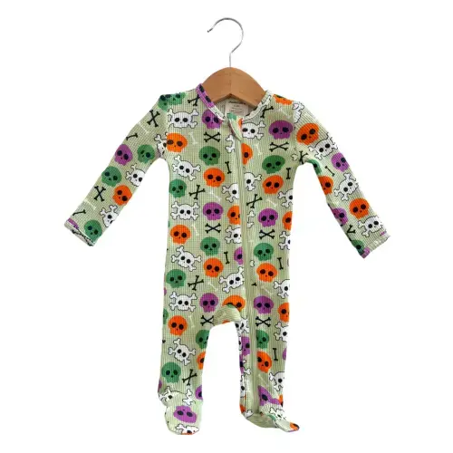Organic Waffle Basic Zip Footie, Candy Skulls Green – SpearmintLOVE