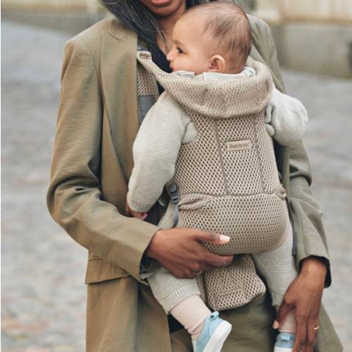 BabyBjörn Baby Carrier Free