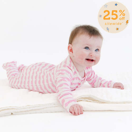 scallop stripe cloudstretch™ magnetic footie – Magnetic Me