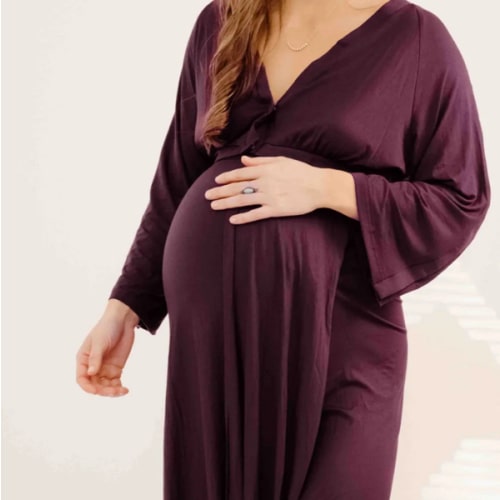 Amelia Labor & Postpartum Gown in Plum – Lila
