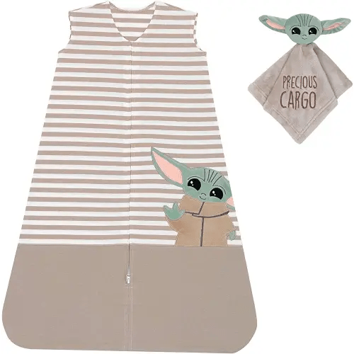 Lambs & Ivy Star Wars Mandalorian Baby Yoda Wearable Blanket & Lovey Gift Set