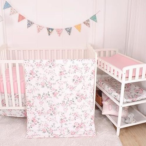 CaSaJa 4-Piece Crib Bedding Set for Boys and Girls, Nursery Baby Bedding Set Including Quilted Comforter with Fitted Crib Sheet and Changing Pad Covers, Reversible Quilt Design, Watercolor Floral