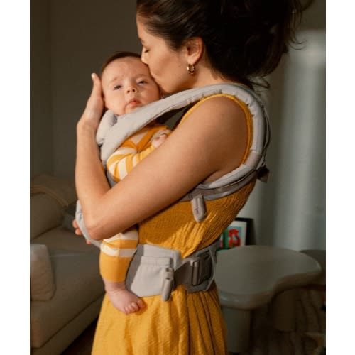 Shop Embrace Baby Carrier For Newborn | Ergobaby