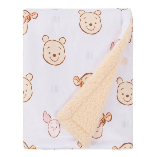 Disney Winnie the Pooh Sweet Hugs Baby Blanket