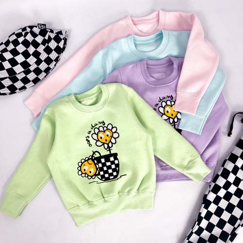 OOPS A DAISY PASTEL SWEATSHIRT